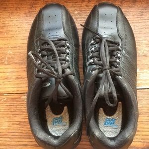 Dr Scholl’s work shoe